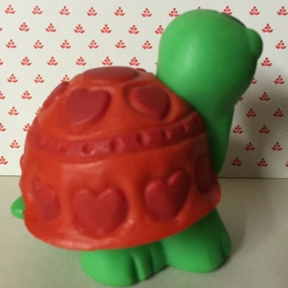 Very Rare 1980 Hallmark TURTLE LOVE Figure Merry Miniature Heart Figure Figurine - Picture 4 of 5
